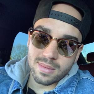 Meet your Posher, Andrews